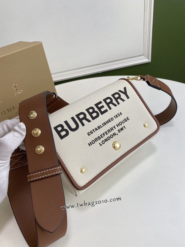 Burberry專門店新款棉質白色帆布包 巴寶莉女款單肩斜挎包 yxb1197